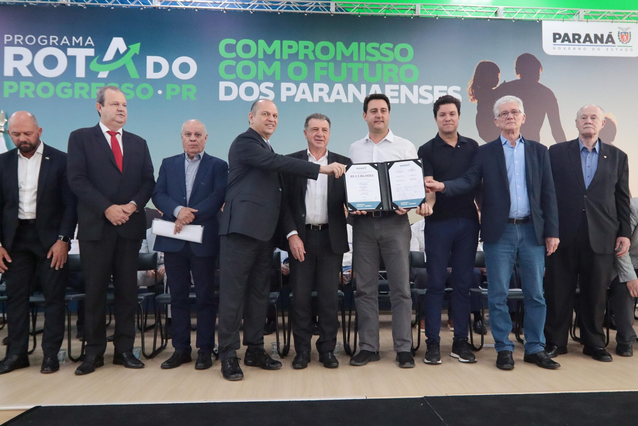 Paraná lança programa bilionário para cidades e agro