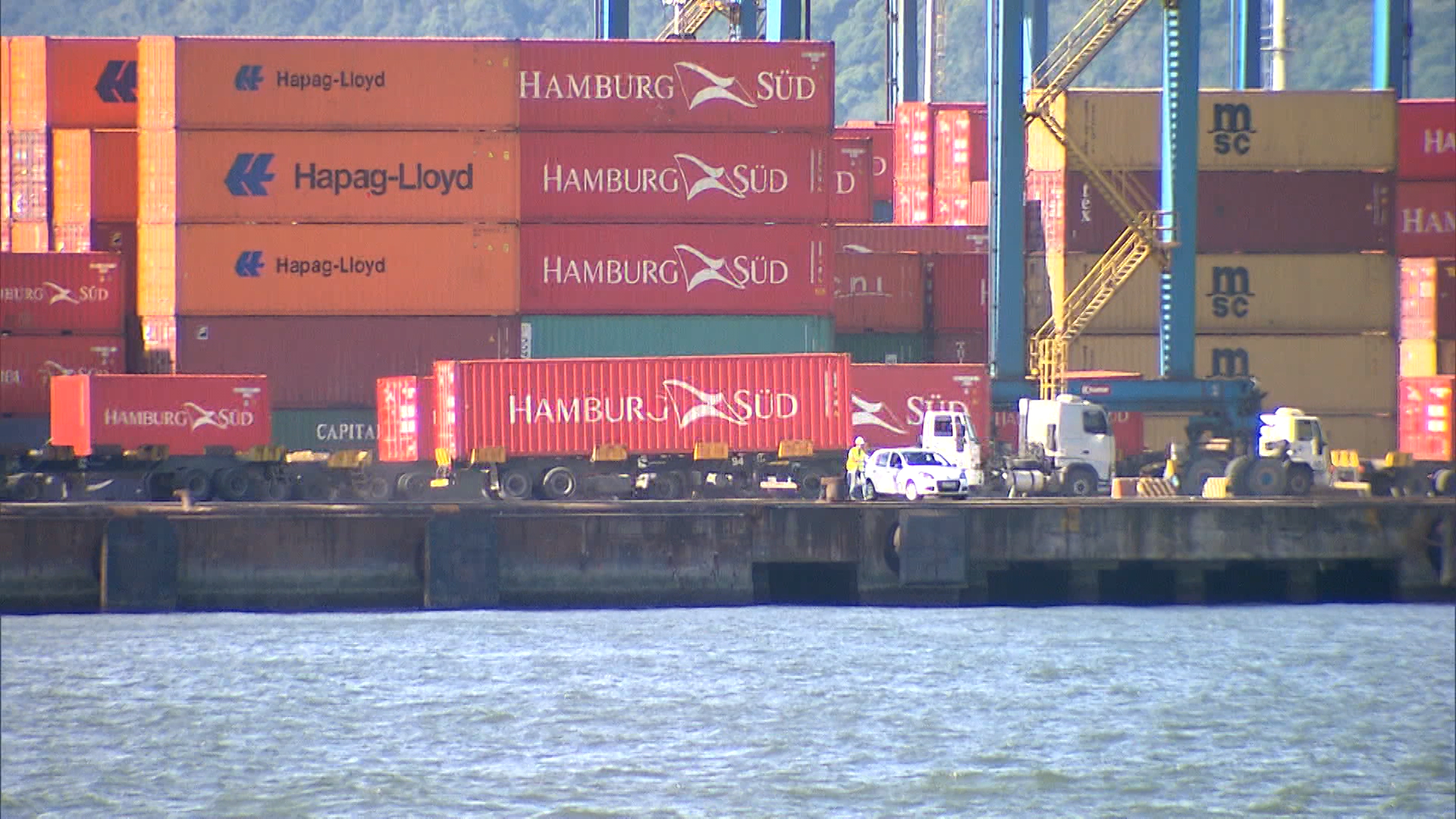 Crise? Porto de Santos bate recorde de movimentação