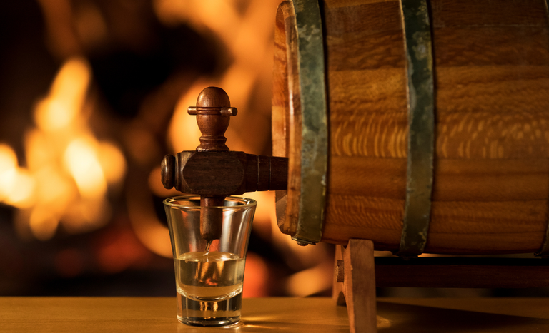 Projeto vai ampliar fiscalização e segurança da cachaça mineira