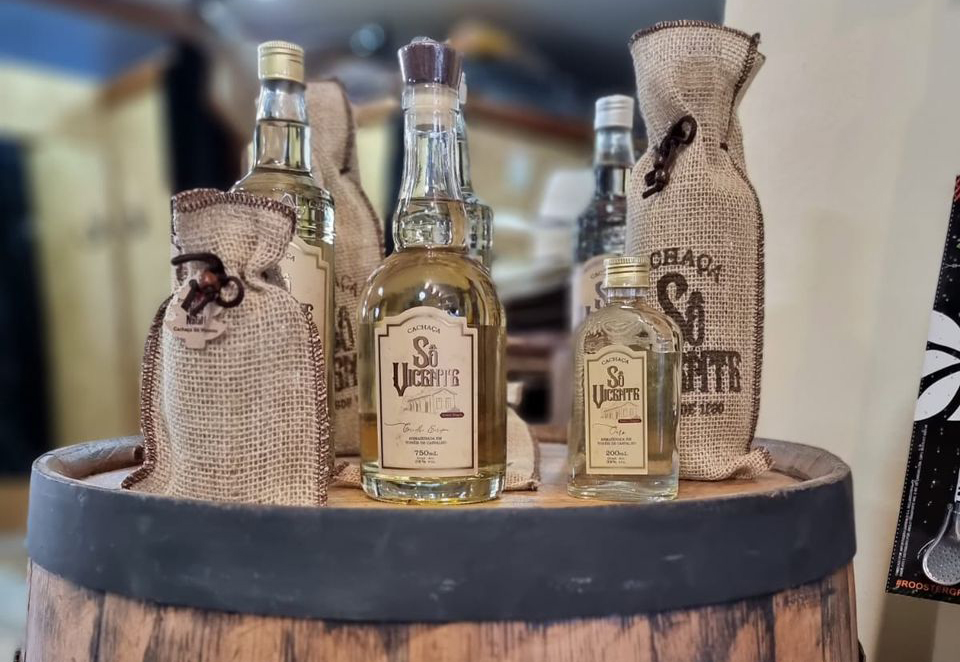 Centro de pesquisa milionário promete transformar a cachaça mineira