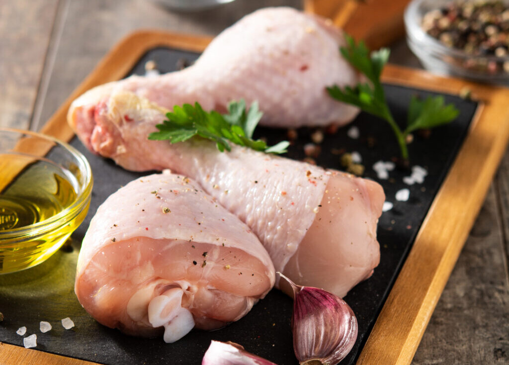 Exportações brasileiras de carne de frango crescem no primeiro semestre de 2025