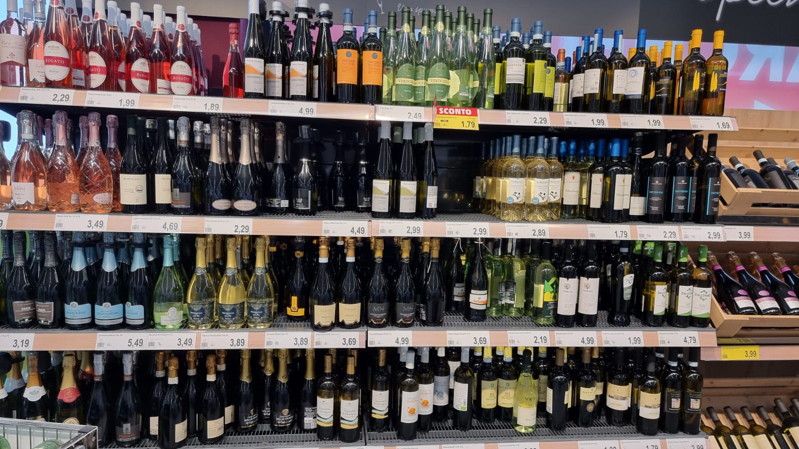 Ação conjunta tira do ar anúncios ilegais de bebidas alcoólicas