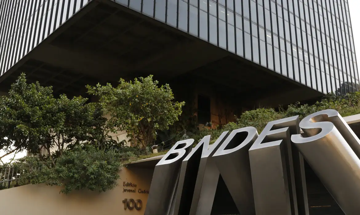 BNDES libera R$ 7,5 bi a produtores afetados pelo clima