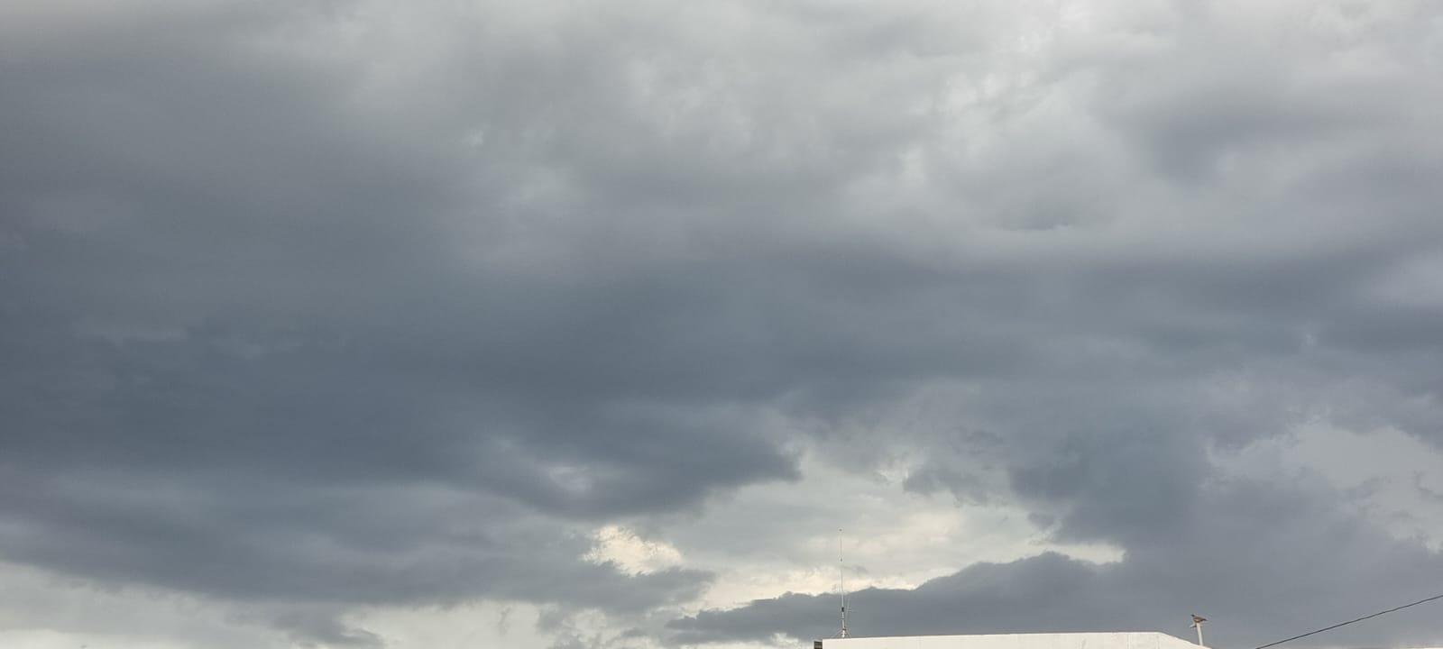 Semana começa com chuva forte em áreas agrícolas