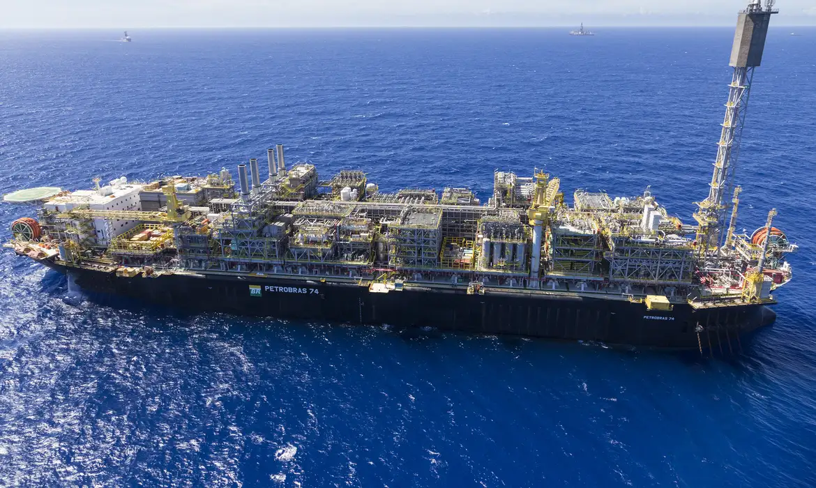 Petrobras anuncia R$ 2,6 bilhões de investimentos na Bahia para setor naval e fertilizantes