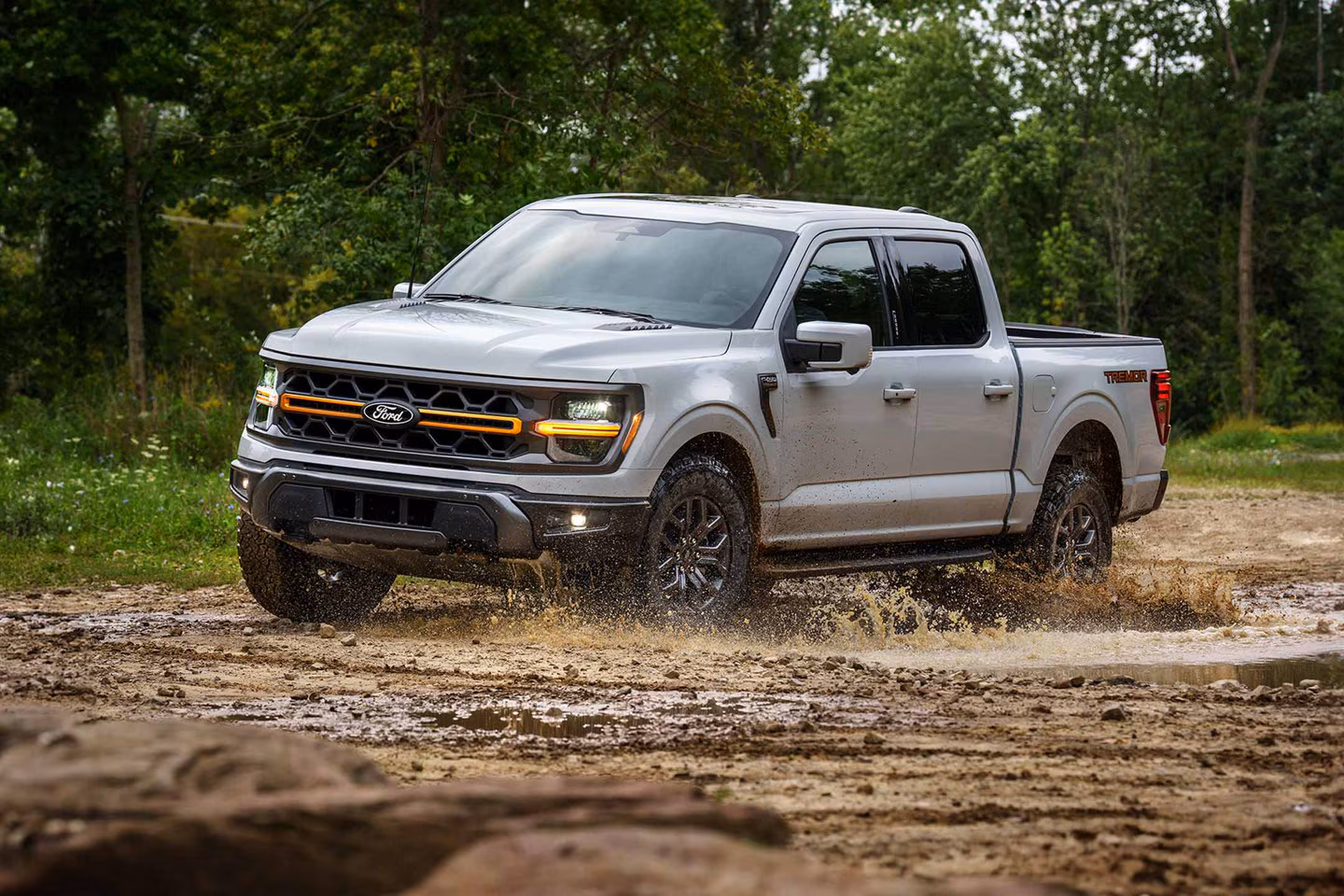 Ford lança linha de picapes Tremor no Brasil