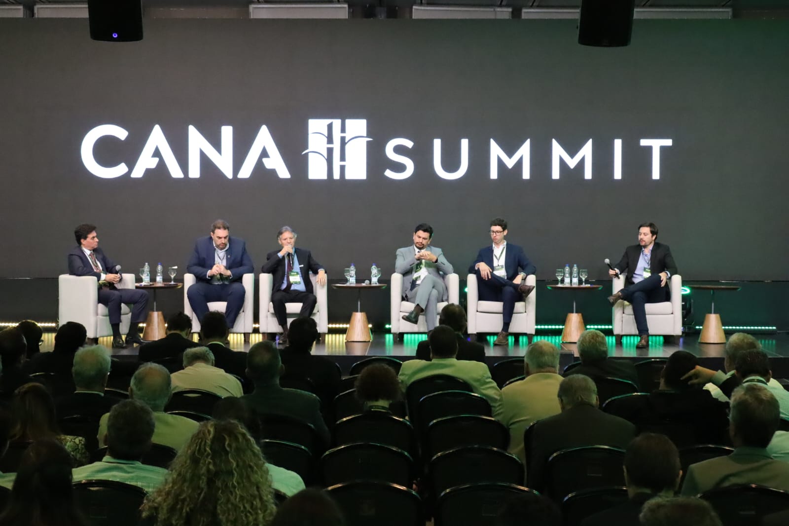 Cana Summit encerra segundo dia com debates sobre mercado, governança e políticas públicas