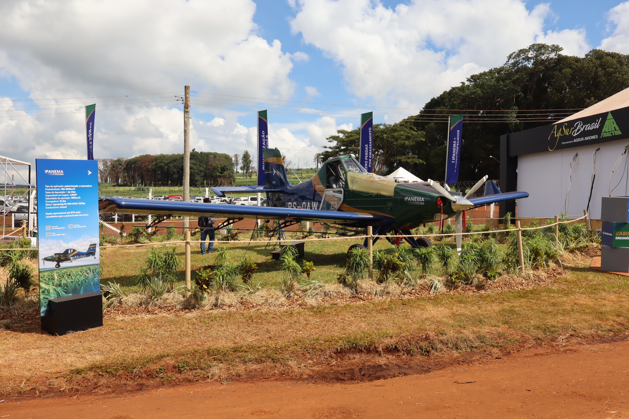 Ipanema 203: avião agrícola da Embraer é destaque na Agrishow
