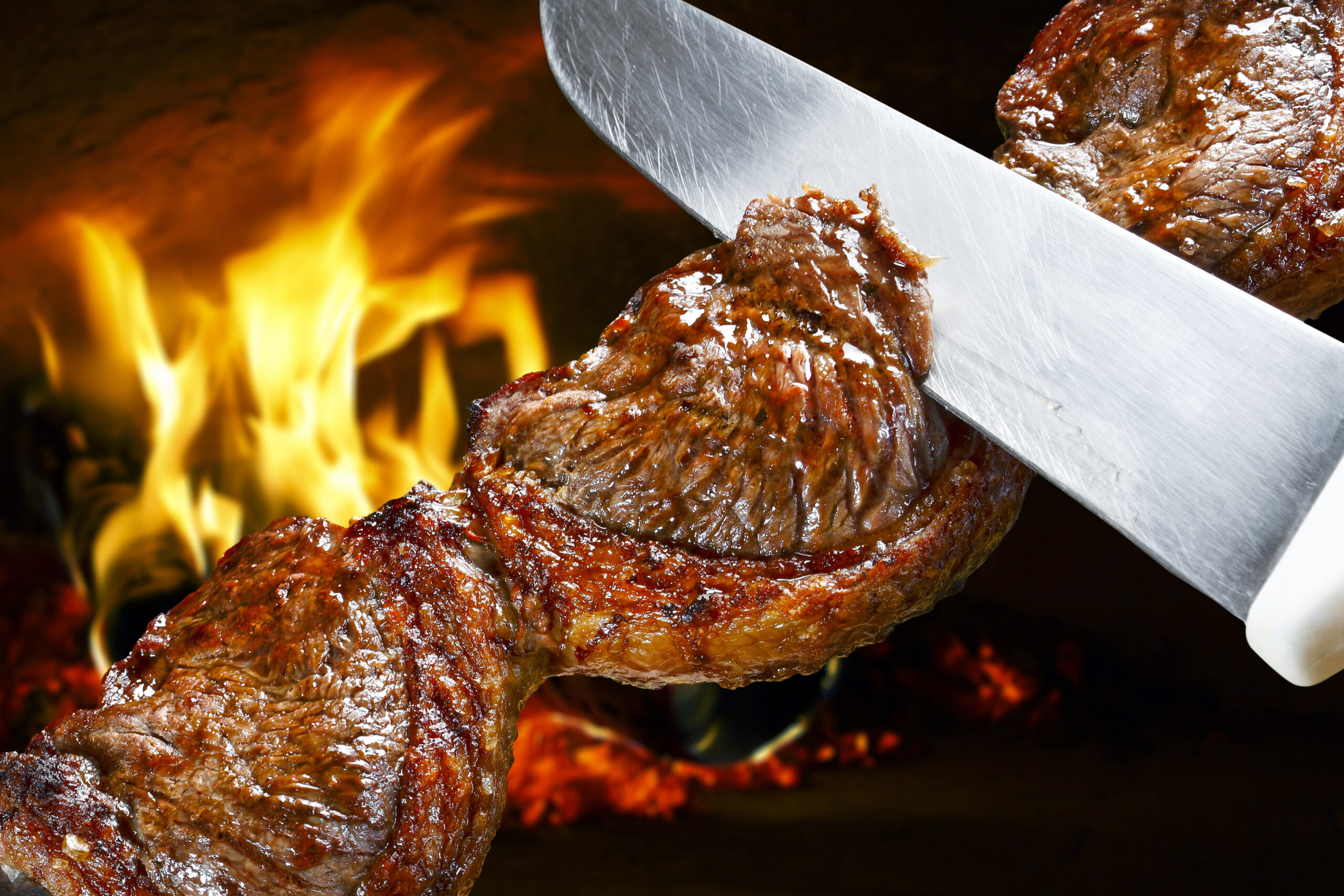 Churrasco ganha força com a Copa e anima mercado de carnes