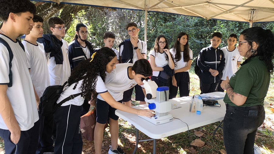 Estudantes visitam Embrapa Cerrados