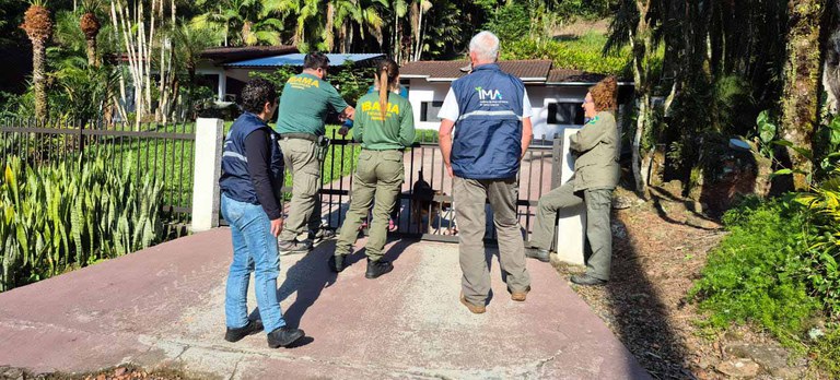 Ibama desmantela cativeiros ilegais em Santa Catarina