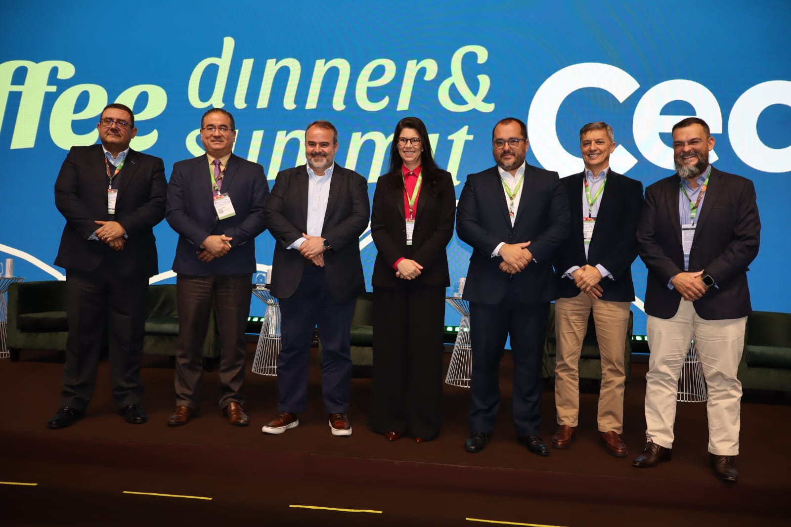 Representante do governo e especialistas falam sobre crise logística nos portos do país
