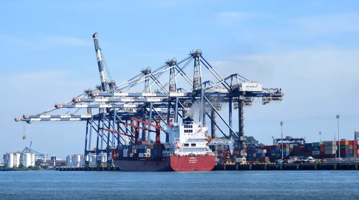 Com R$ 15 bilhões em investimentos, Porto de Santos deve dobrar movimento de cargas em 10 anos