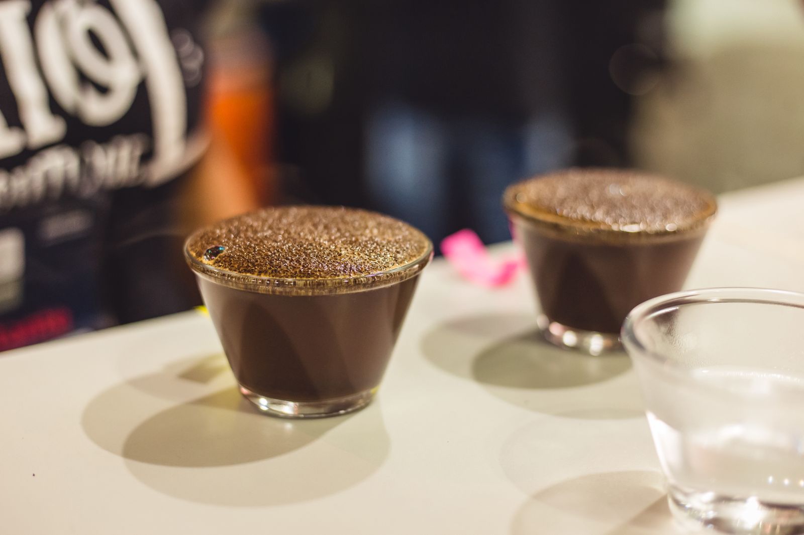 Curso gratuito ensina técnicas de classificação e degustação de café