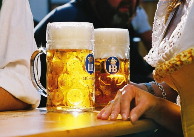Cervejaria alemã centenária inicia produção inédita no Brasil