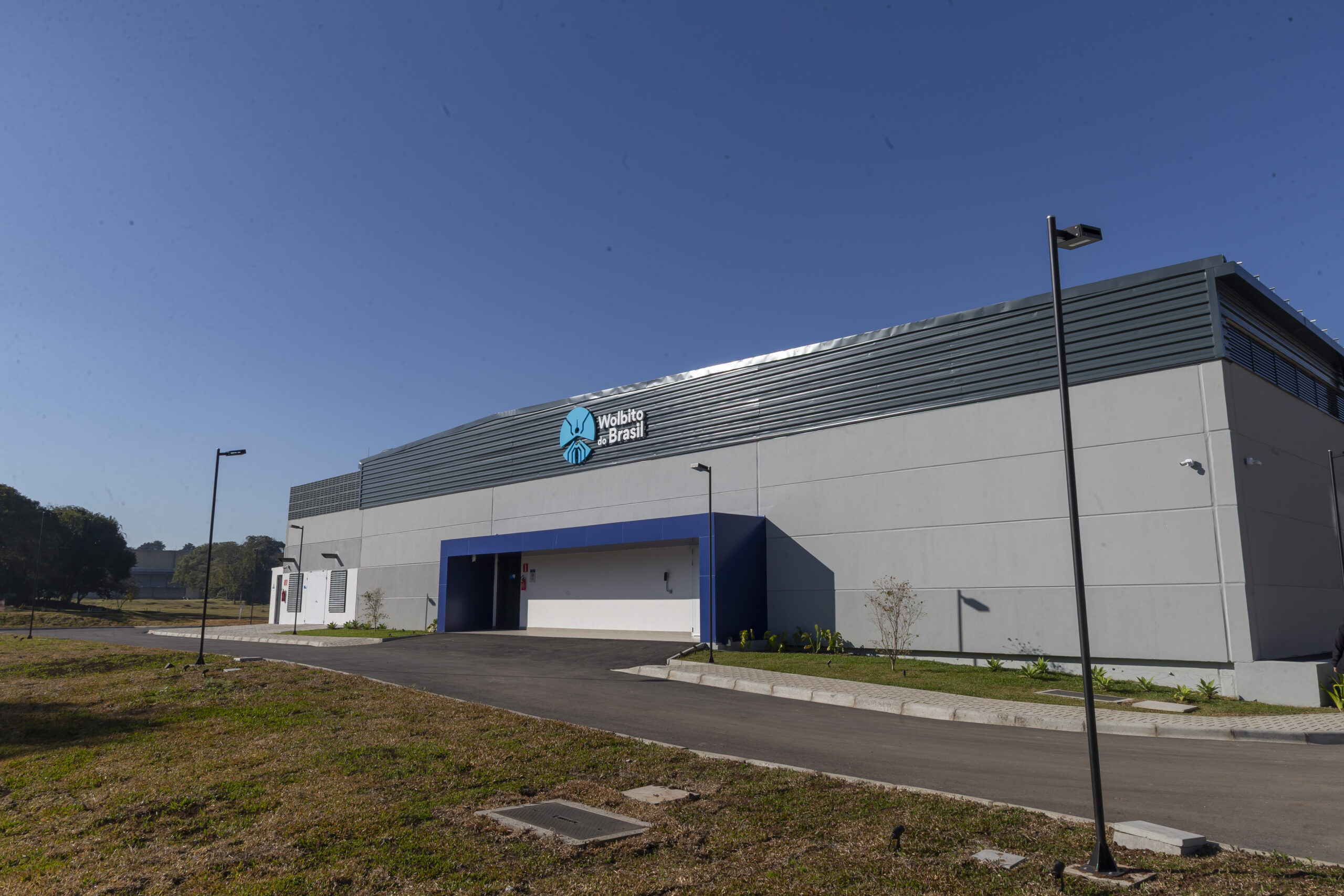 Paraná inaugura maior biofábrica mundial de mosquitos contra dengue