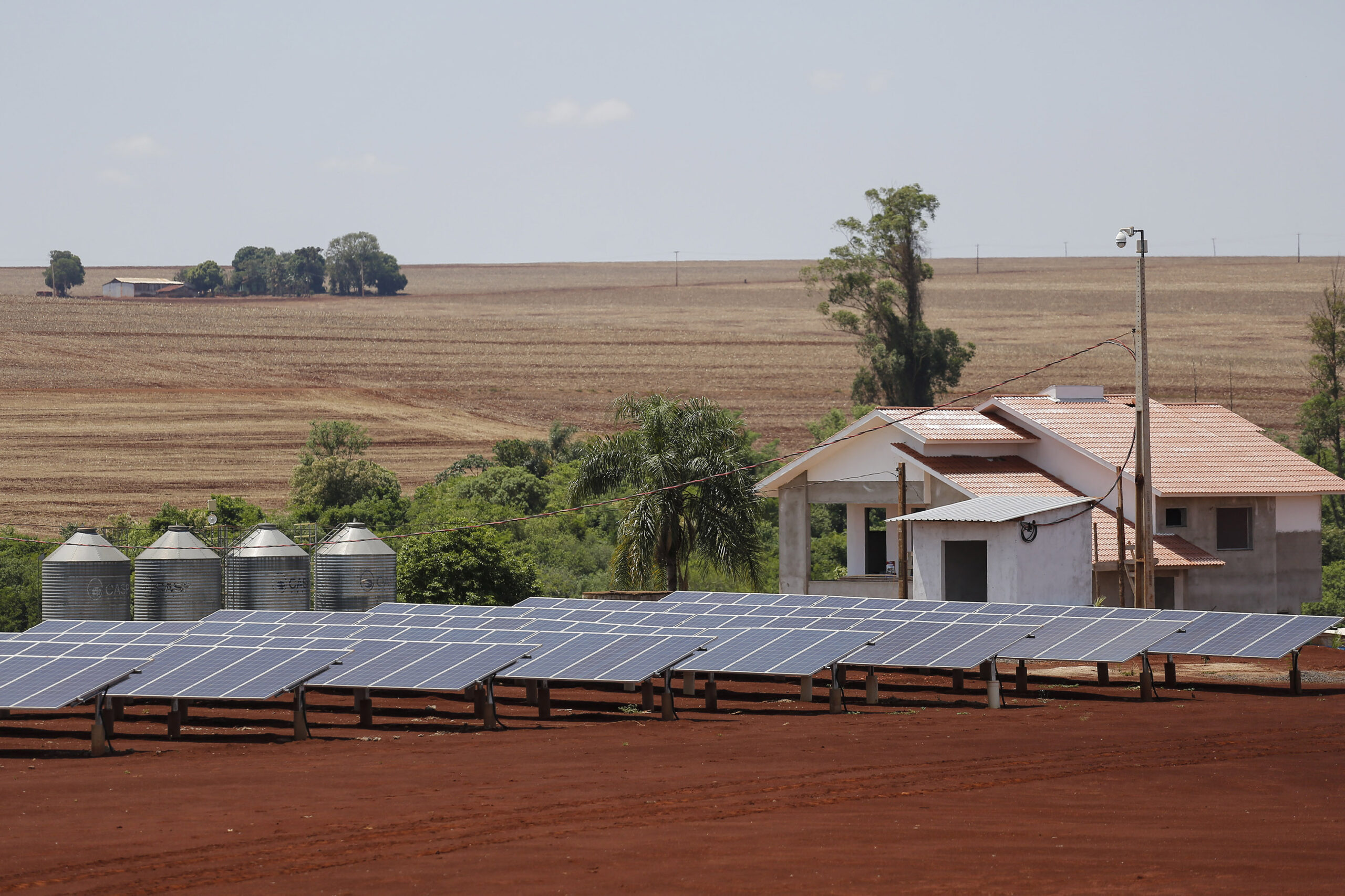 Energia solar – RenovaPR transforma paisagem rural no Paraná