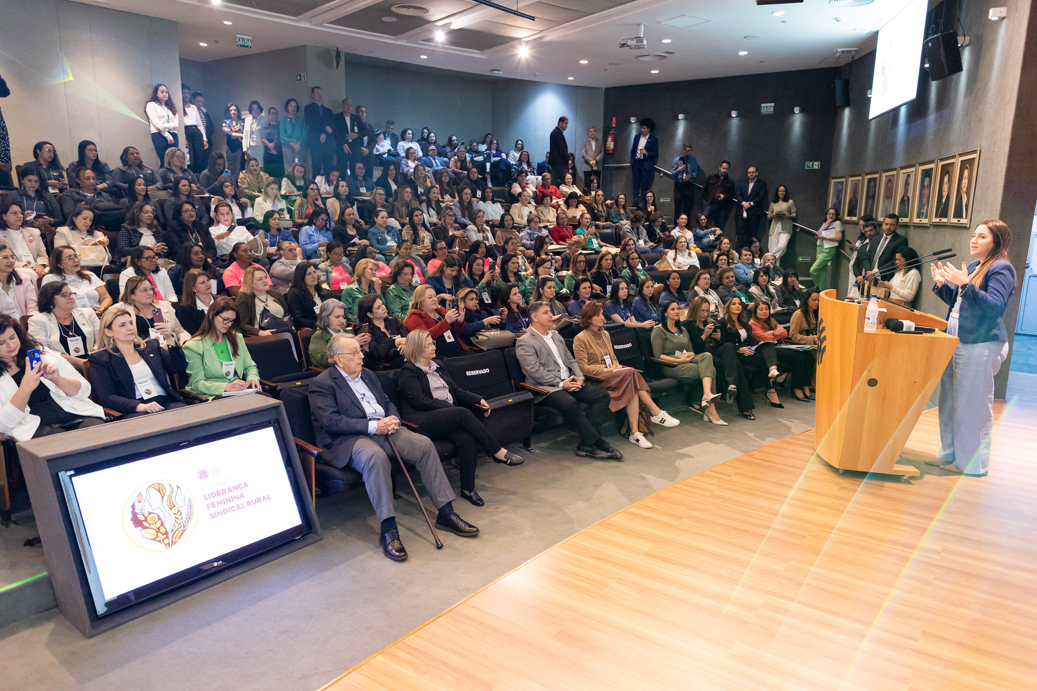 Mulheres do agro reforçam representatividade e estratégias em fórum da CNA
