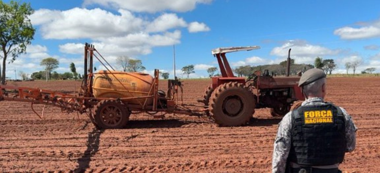 Operação apreende agrotóxicos ilegais em terras indígenas Guarani Kaiowá