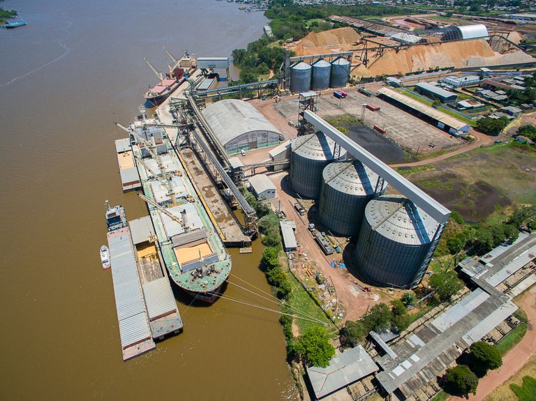Exportação de milho impulsiona crescimento nos portos do Norte