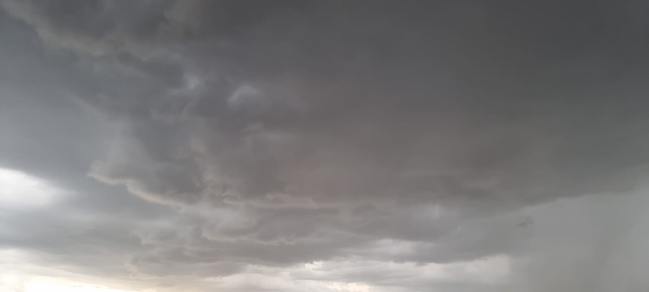 Ciclone intenso avança pelo Brasil e preocupa meteorologistas