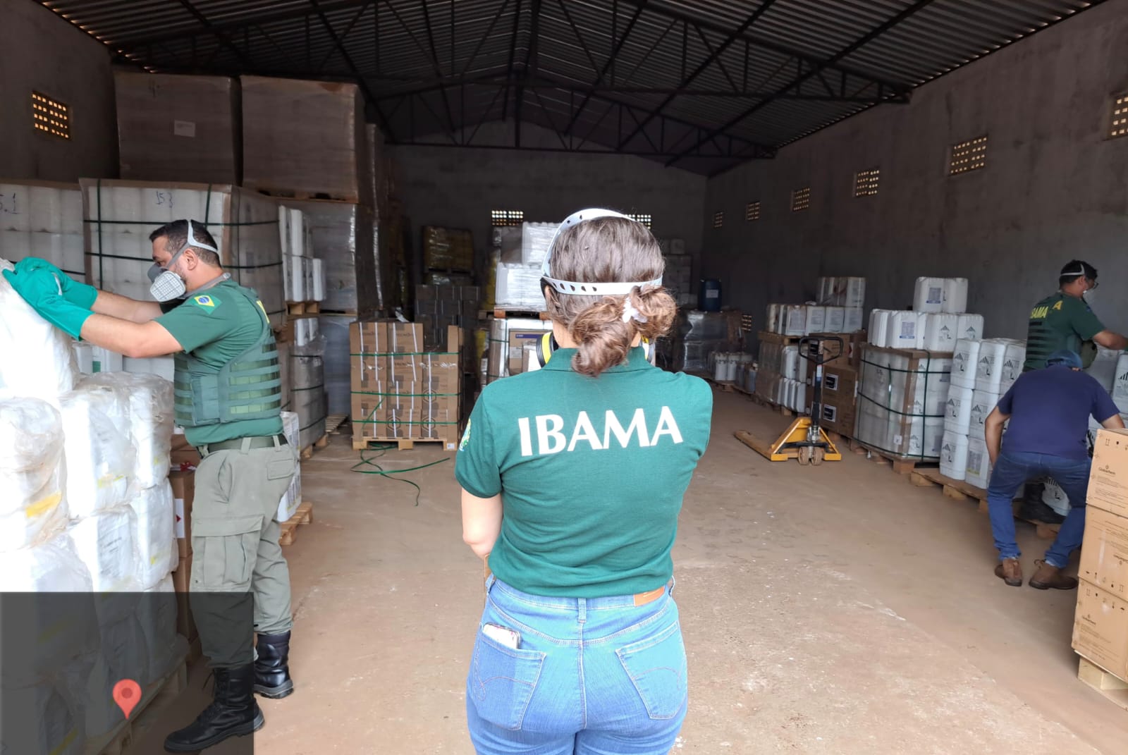 Ibama apreende 30 mil litros de agrotóxicos irregulares
