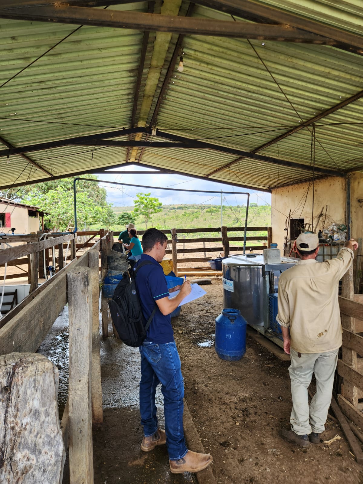 Projeto leva assistência para 150 famílias de produtores de leite