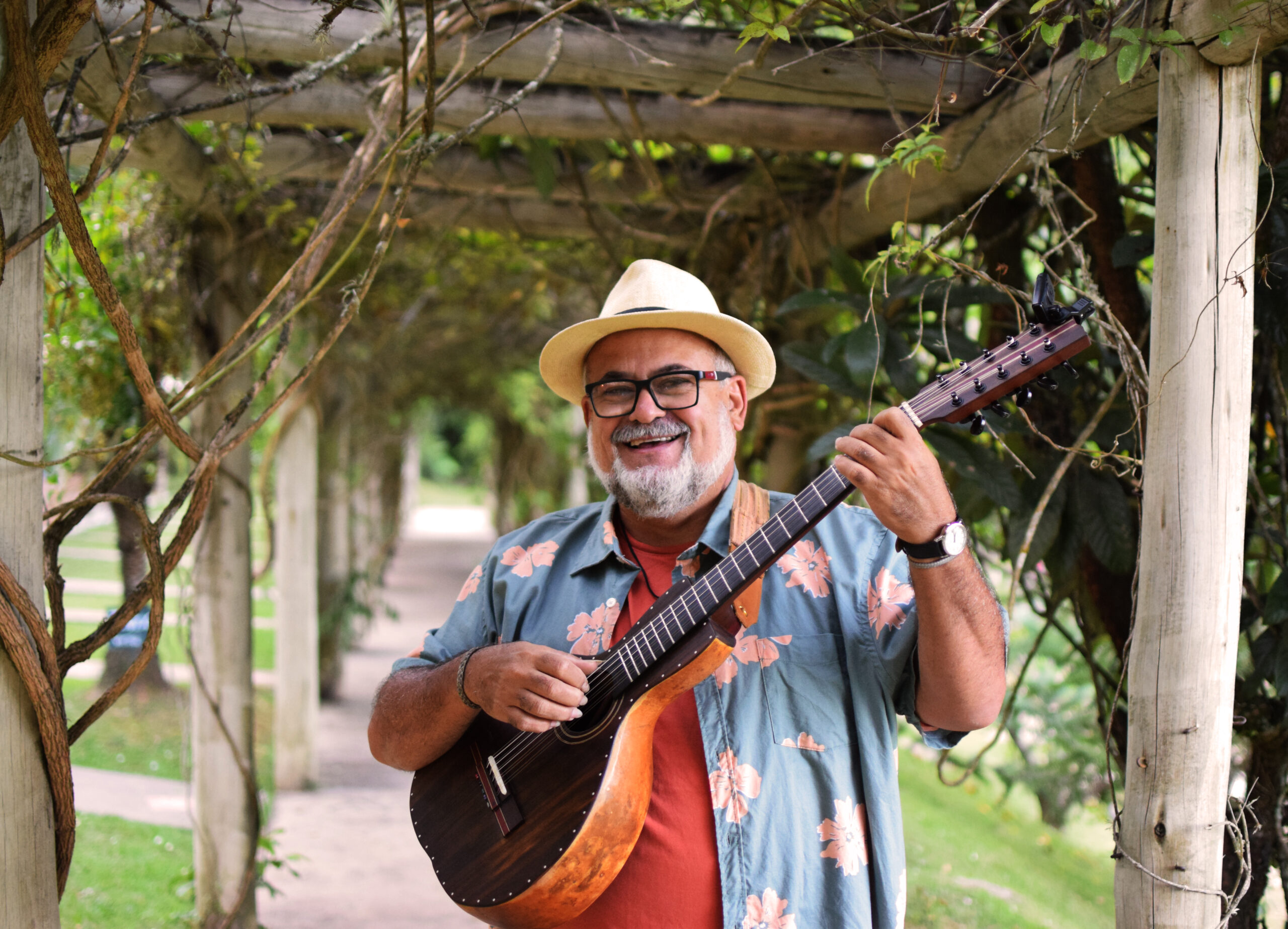 Música rural brasileira ganha destaque com show do álbum ‘Amanaci’ no Teatro do Sesc