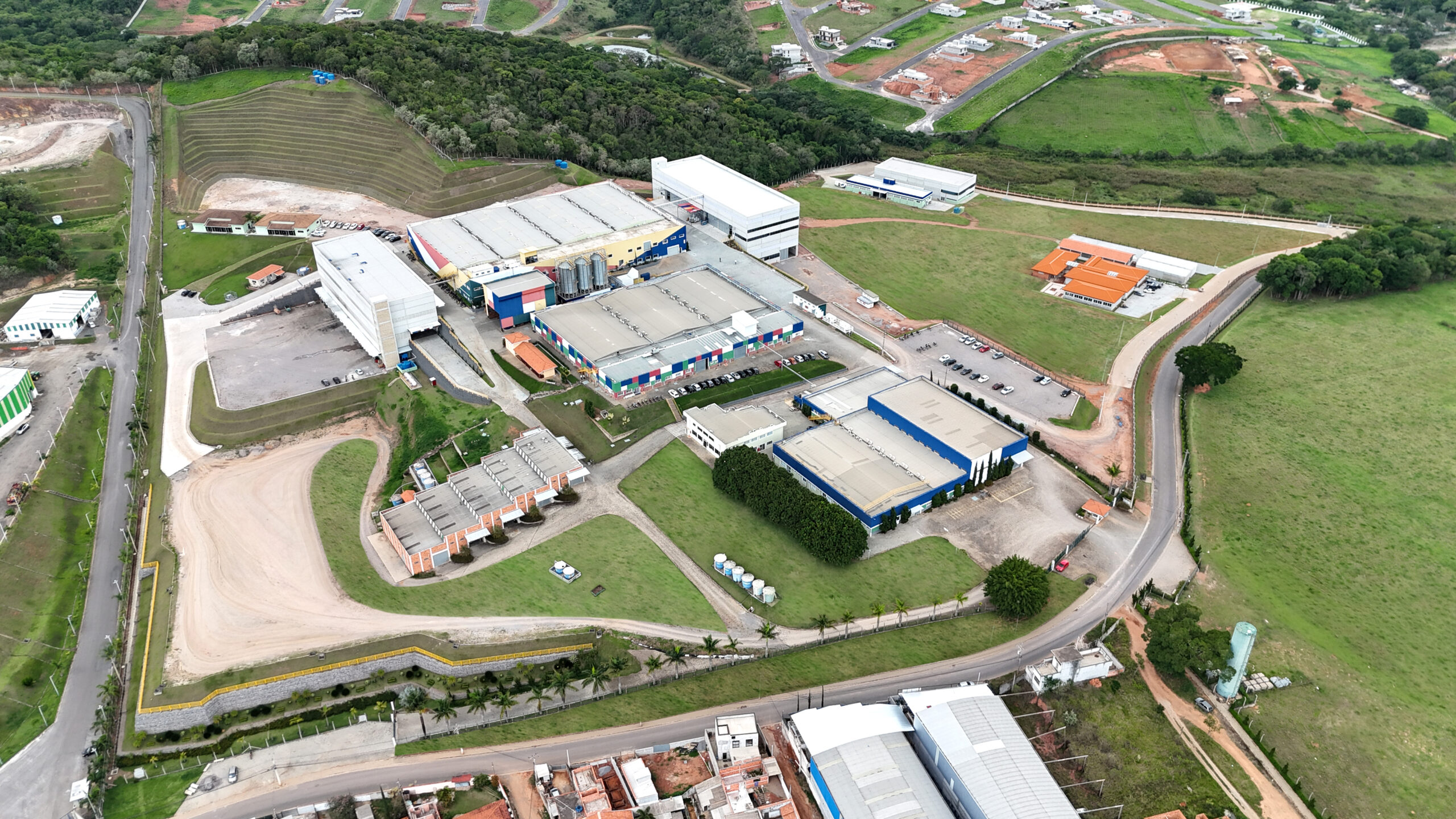 Empresas firmam parceria para acelerar inovação em biodefensivos