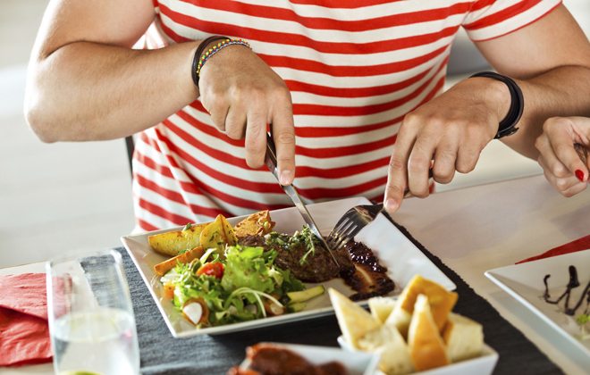 O que o brasileiro está colocando no prato e o que isso diz sobre o futuro da alimentação no país