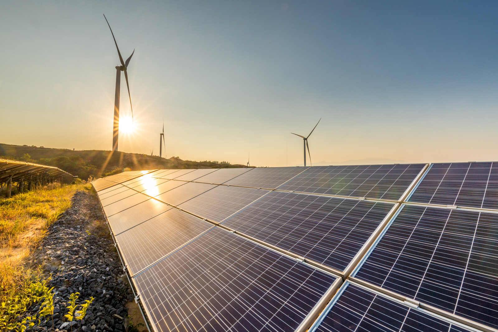 Brasil gera energia demais e ainda assim desperdiça, alertam missões no Vale do Silício