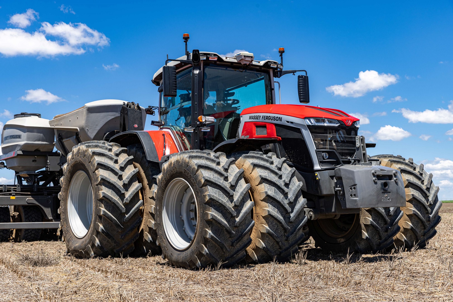 Gigante de 19 toneladas estreia na Agrishow 2026