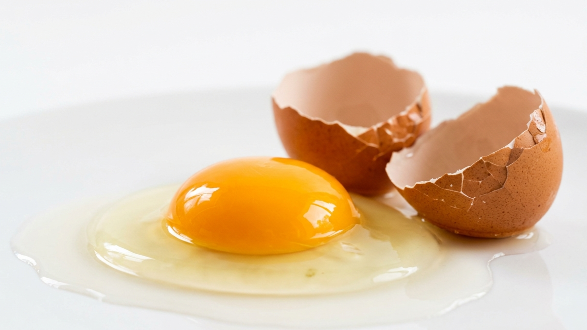 Quantos ovos comer por dia sem aumentar o colesterol? Especialistas respondem