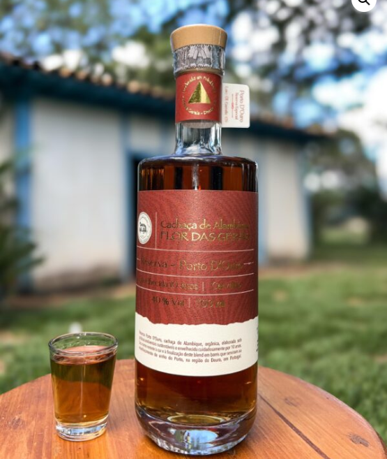 Cachaça mineira conquista prêmio em concurso internacional