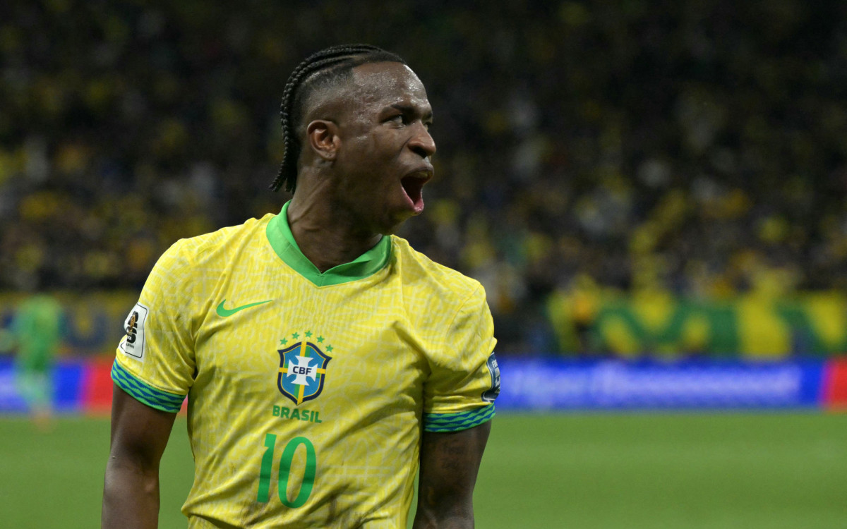 Por que Vini Jr. come abacaxi antes de entrar em campo? Entenda os benefícios