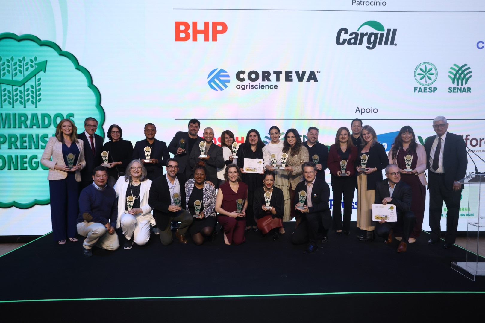 Foto dos premiados no  Mais Admirados da Imprensa do Agronegócio 2026 