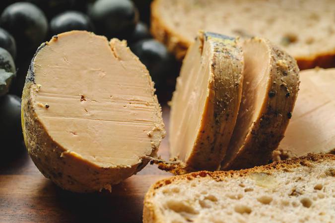 Conheça o foie gras, prato francês que pode ser proibido no Brasil