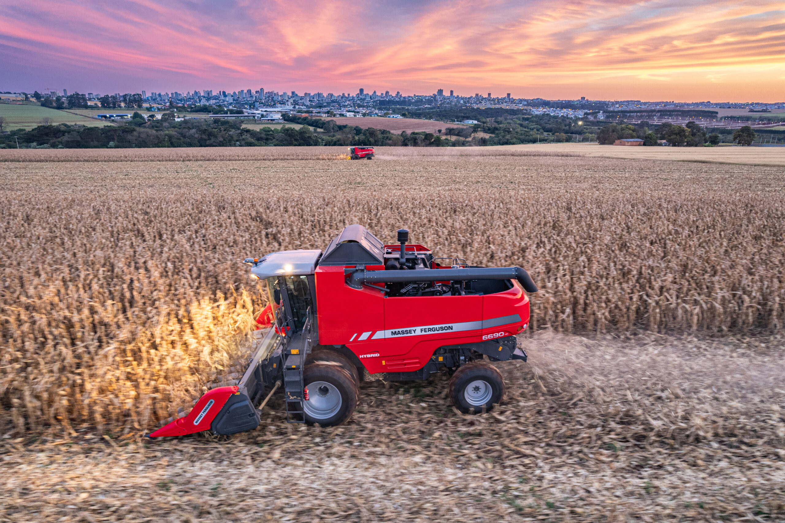 Vendas de máquinas agrícolas caem 22,3% em junho, diz Abimaq