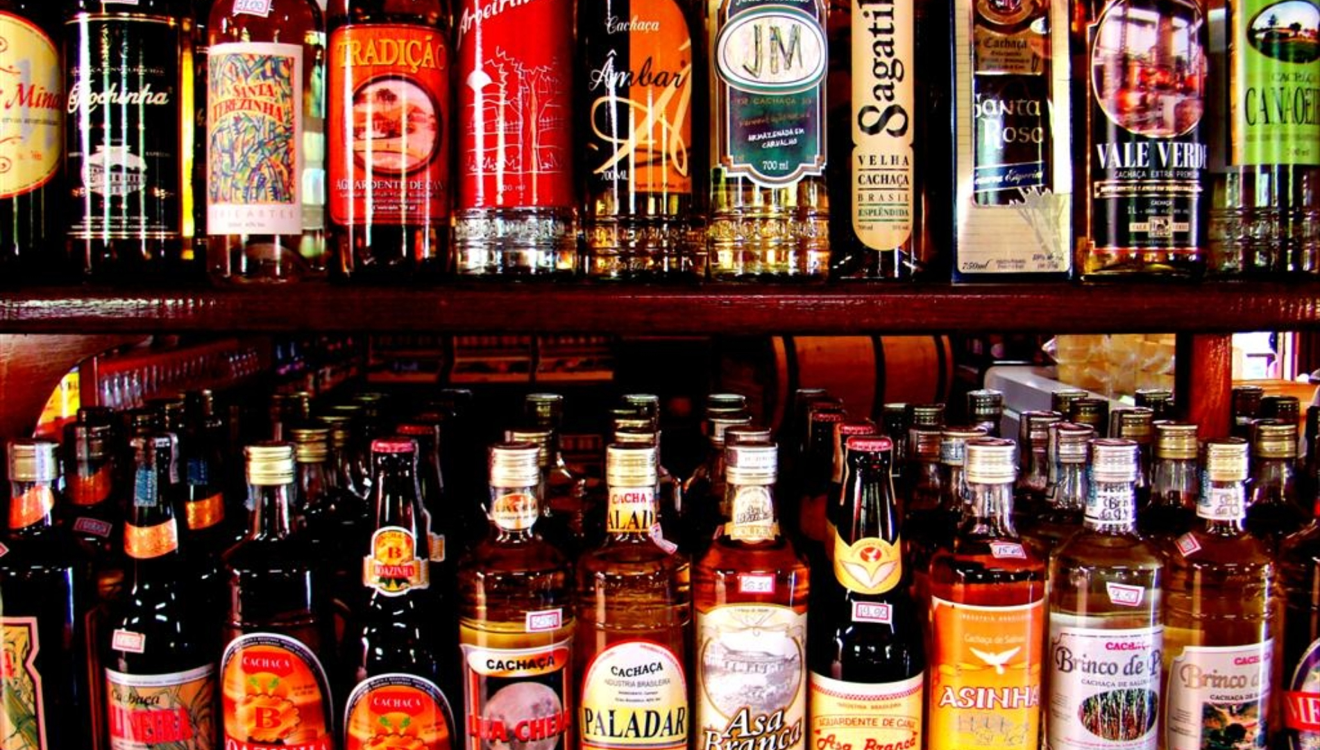 Conheça a maior feira de cachaça do mundo