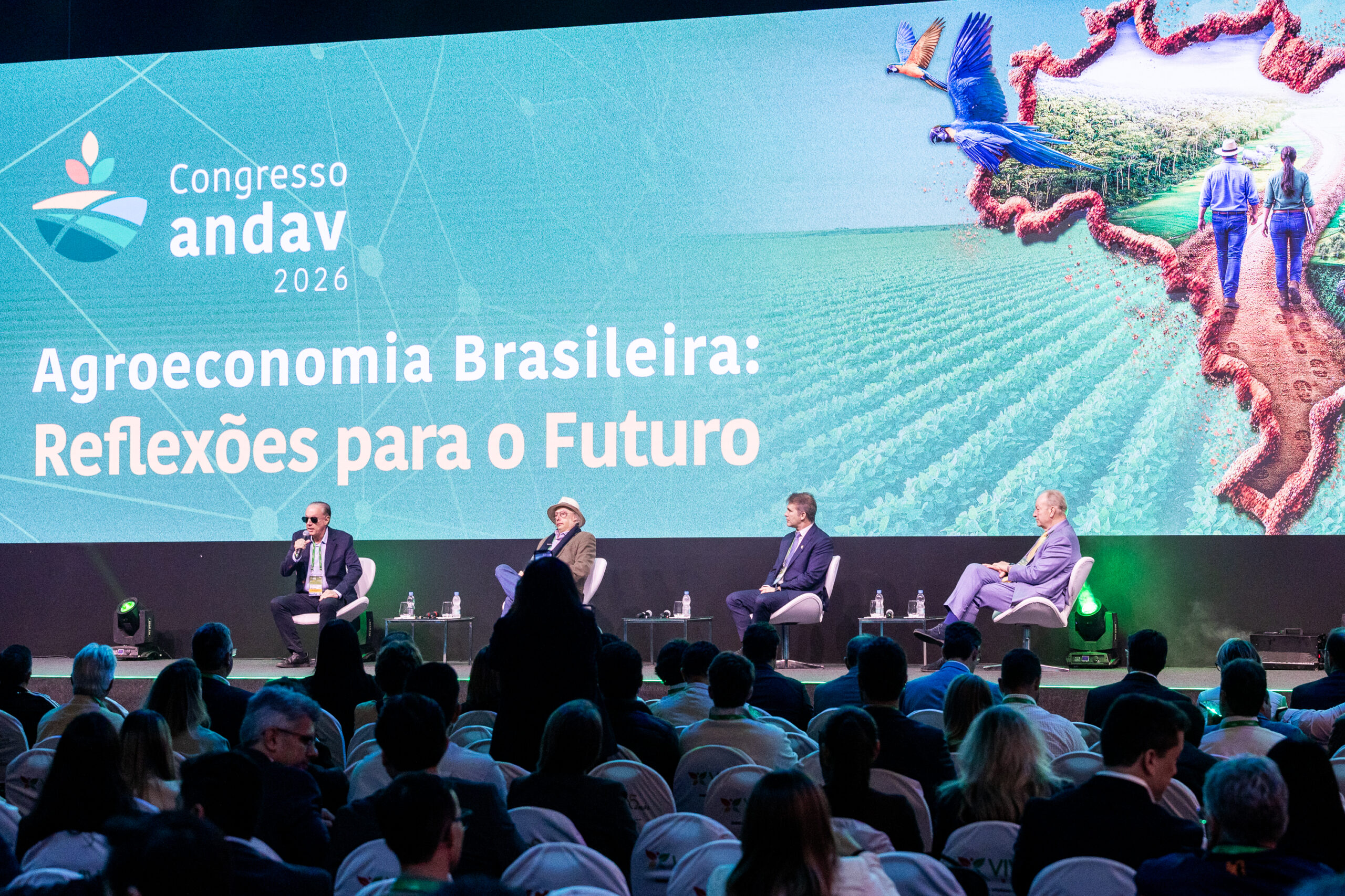 Bioenergia e crédito dominam debates no 15º Congresso Andav